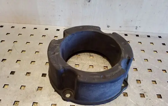 Volkswagen Touareg II Other engine bay part 301307C