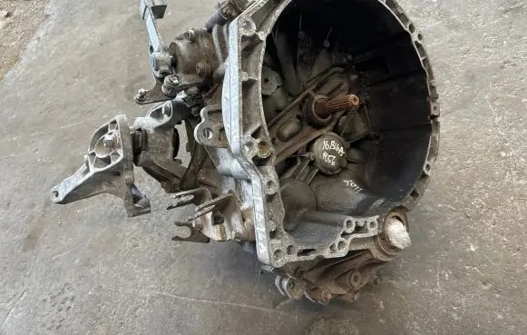 Mini One - Cooper R56 Manual 6 speed gearbox 7595839 0612601ADN