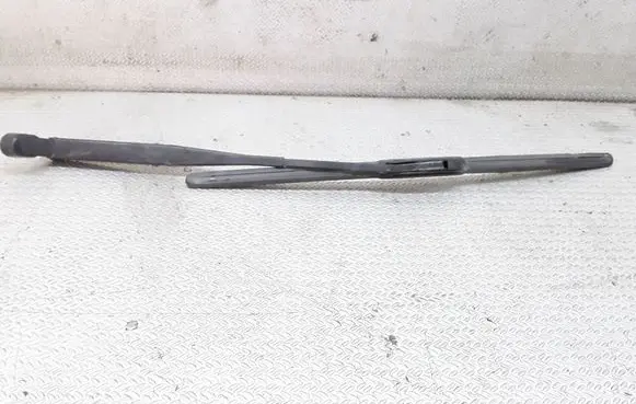 Nissan Terrano Front wiper blade arm