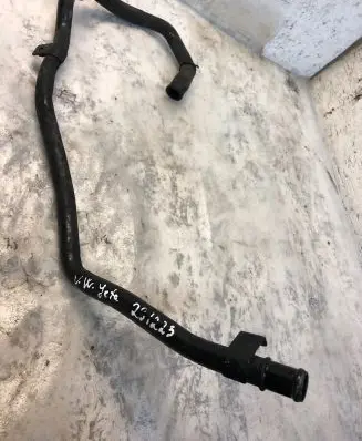 Volkswagen Jetta VI Engine coolant pipe/hose 1k0121070br