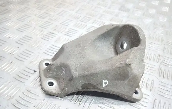 Audi A6 S6 C6 4F Engine mounting bracket 4F0399114B