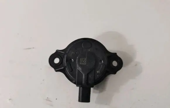 BMW 3 F30 F35 F31 Crankshaft position sensor 7593719