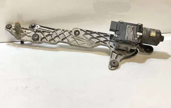 Volkswagen Phaeton Wiper motor 1137328076