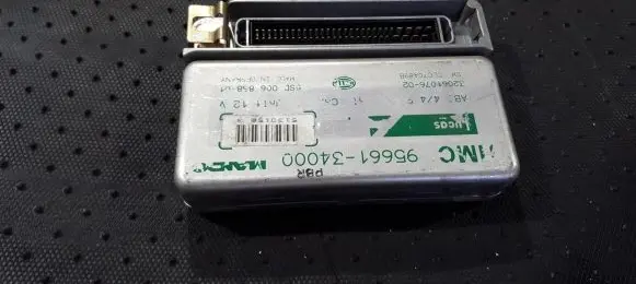 Hyundai Sonata ABS control unit/module 9566134000 32061076-02