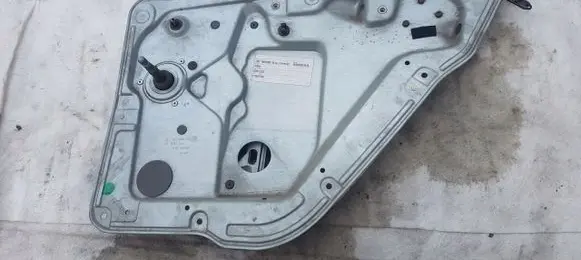 Skoda Fabia Mk1 (6Y) Rear window lifting mechanism without motor 6Y0839752B
