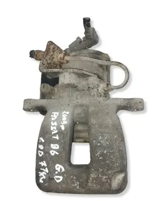Volkswagen PASSAT B6 Rear brake caliper 