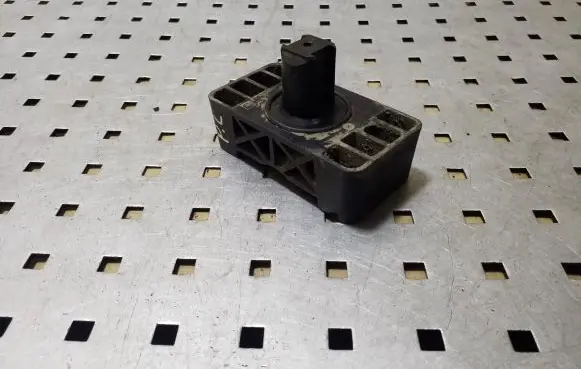 Mercedes-Benz GLC X253 C253 Jacking socket point A2048920028 A2046900009