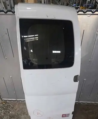 Nissan NV200 Back/rear loading door 
