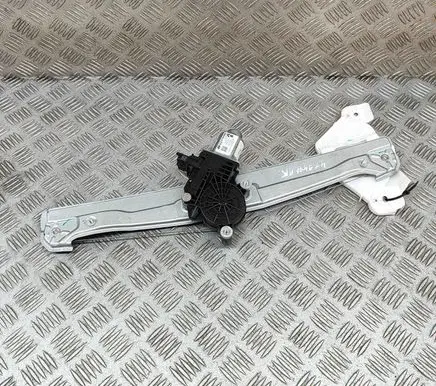 Hyundai Tucson IV NX4 Front door electric window regulator 82450N7010