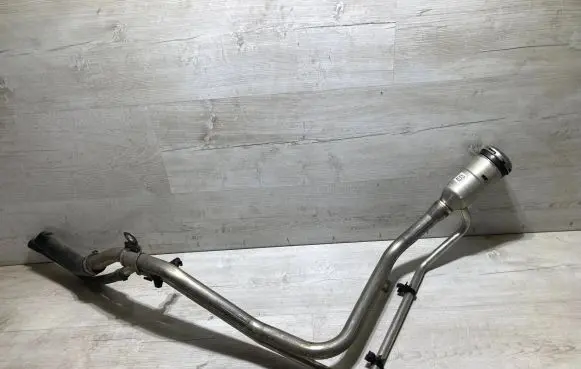 Ford Fiesta Fuel tank filler neck pipe J1B1-9032-AD 125101803