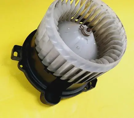 Mitsubishi Colt Heater fan/blower 1736006902