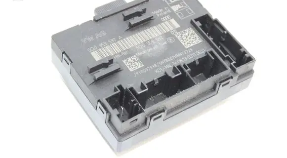 Volkswagen Golf VII Door control unit/module 5Q0959592A