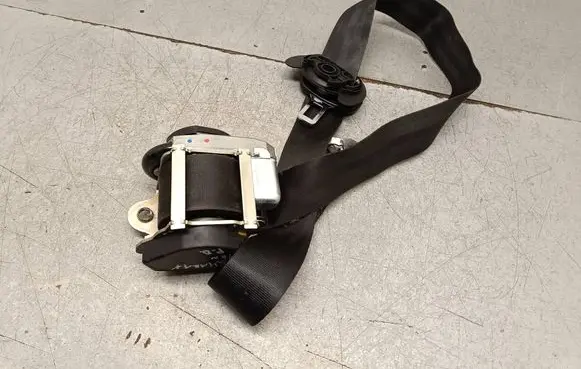 Volkswagen Sharan Front seatbelt 6155290
