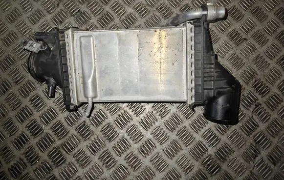 Mercedes-Benz C W205 Intercooler radiator A2740900614
