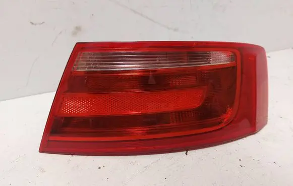 Audi A5 8T 8F Rear/tail lights 8T0945096 HL04