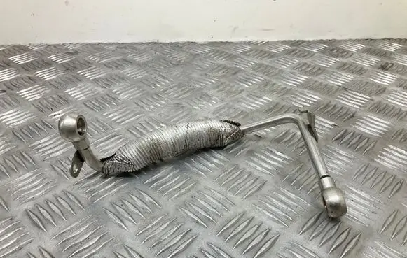 Volkswagen Scirocco Turbo turbocharger oiling pipe/hose 06J497H
