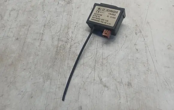 Peugeot 607 Door central lock control unit/module 9637407580 13J03 121597