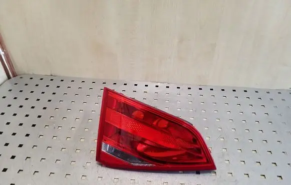 Audi A4 S4 B8 8K Tailgate rear/tail lights