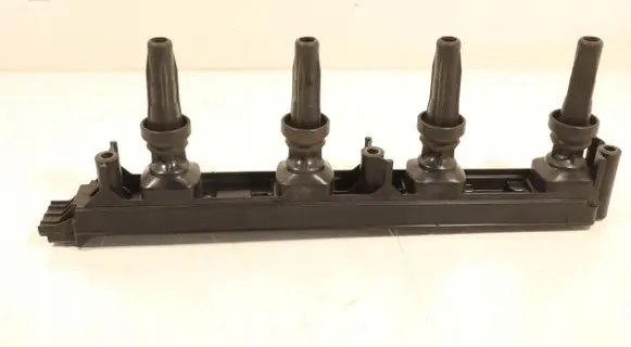 Citroen C4 I Picasso High voltage ignition coil 9656695780