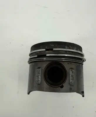 Mercedes-Benz Sprinter W906 Piston 6460300117 6110301017 A6470300017