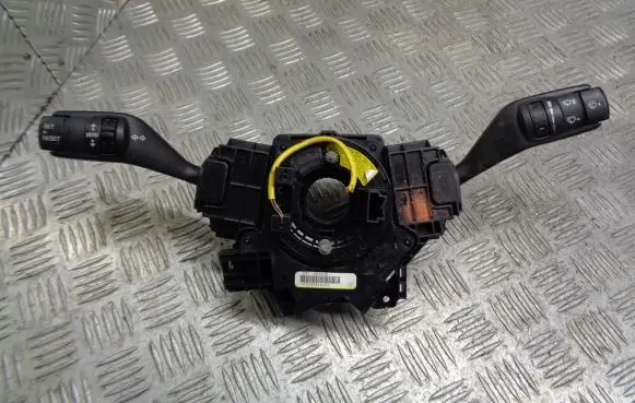 Ford Focus Headlight wiper switch 4M5T-13N064-HH