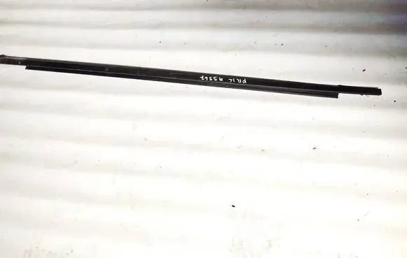 Chrysler Grand Voyager V Front door glass trim molding 