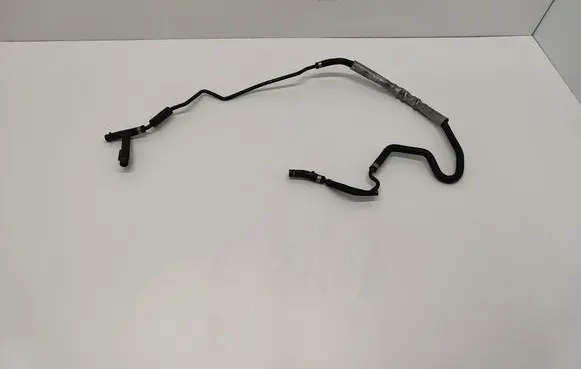 Engine coolant pipe/hose