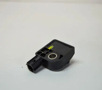 Tesla Model S Airbag deployment crash/impact sensor 100901700A
