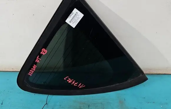 SsangYong Rexton I Rear side window IMPRK1474923
