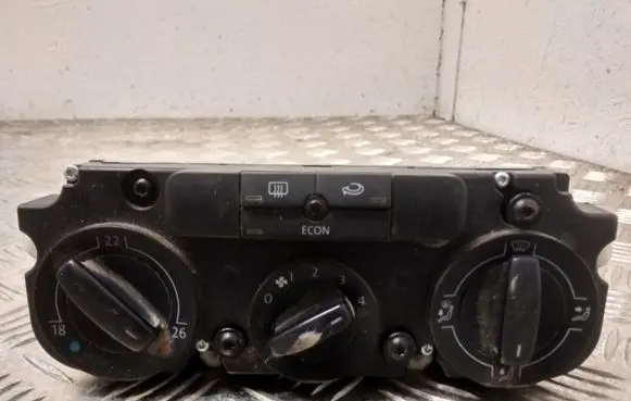 Volkswagen Golf V Climate control unit 74730900