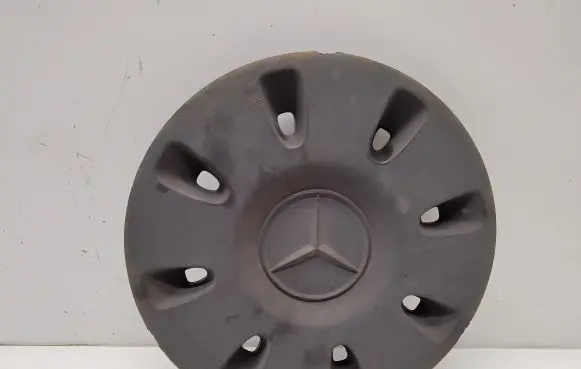 Mercedes-Benz Vito Viano W639 Original wheel cap A6394010825