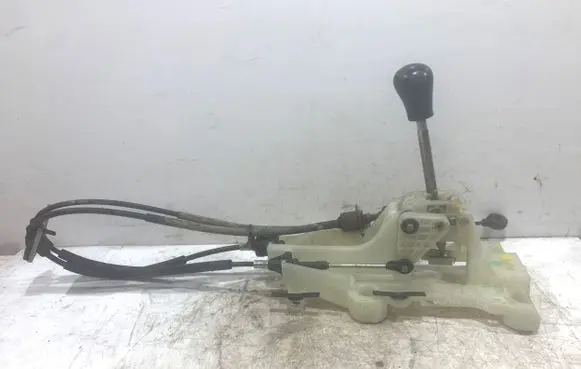 Mitsubishi Lancer X Gear shifter/selector 90803