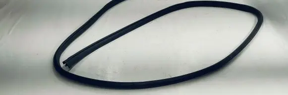 Subaru Outback (BS) Front door rubber seal 