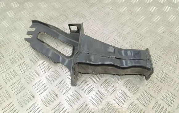Volvo XC60 Radiator support slam panel bracket 