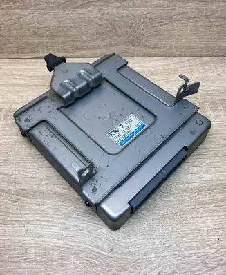 Mazda 626 Engine control unit/module ECU FSA818881 FSA8