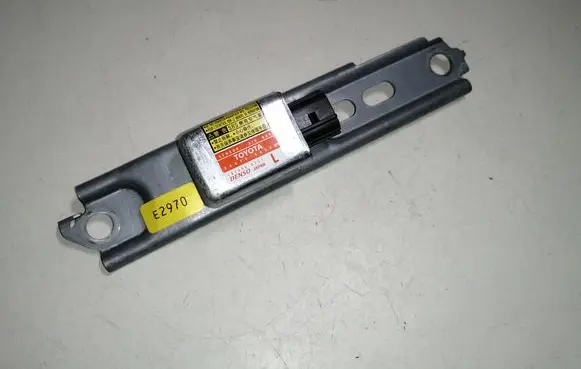 Lexus RX 330 - 350 - 400H Airbag deployment crash/impact sensor 8983048020 1879000721