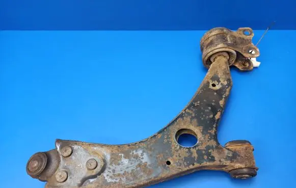 Volvo S40 Front lower control arm/wishbone 31277464