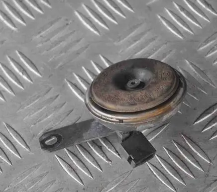 Suzuki Grand Vitara II Horn signal 2722001940L