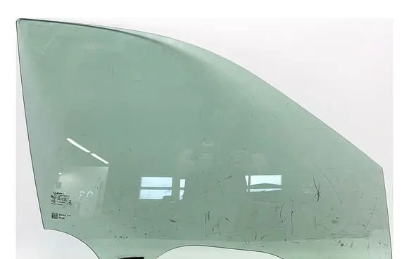 Jeep Grand Cherokee WL Front door window glass four-door