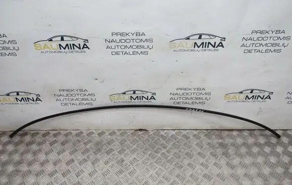 Volvo V70 Windshield trim 31217747