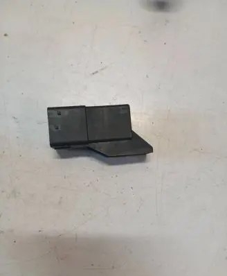 Volvo V60 Glow plug pre-heat relay 51299049