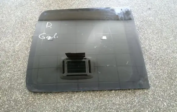 Volkswagen Caddy Rear side window