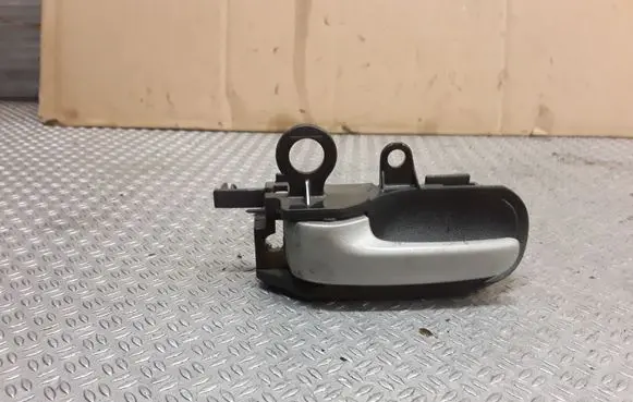 Toyota Yaris Front door interior handle 