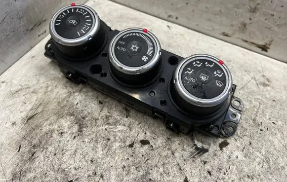 Mitsubishi Outlander Climate control unit 7820A115