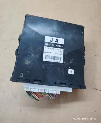 Subaru Legacy Gearbox control unit/module 1122009464