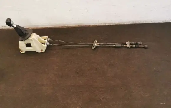 KIA Sportage Gear shift cable linkage 437943U400 437003WXXX