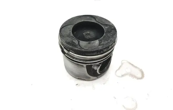 BMW 5 E60 E61 Piston 84L93