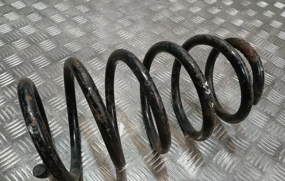BMW X5 E53 Front coil spring