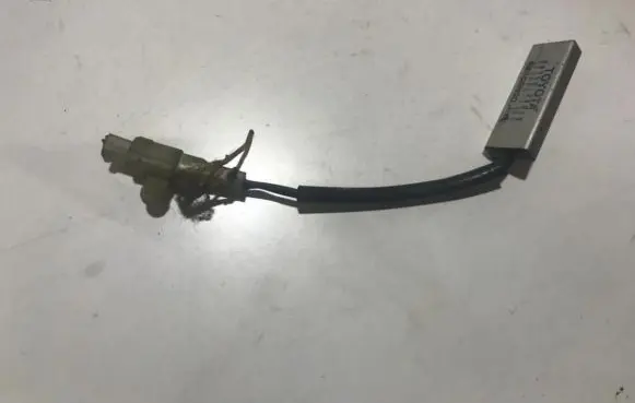 Toyota Corolla E120 E130 Sensor 8879028010 88790-28010