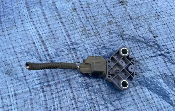 Volvo V50 Airbag deployment crash/impact sensor 8042A4 8651201